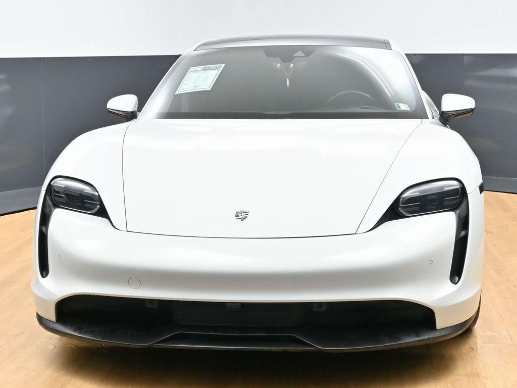Porsche Taycan 2021