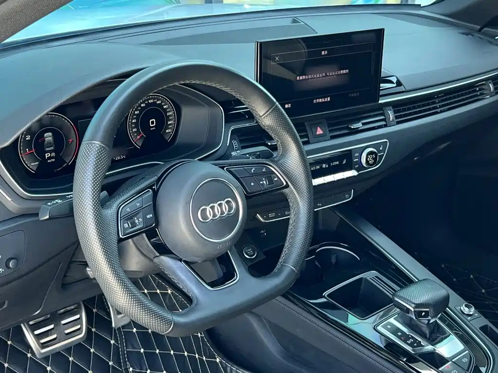 Audi A4 2024
