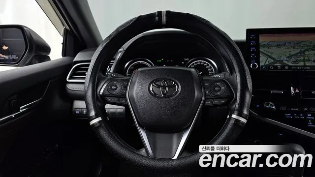 Toyota Camry 2023
