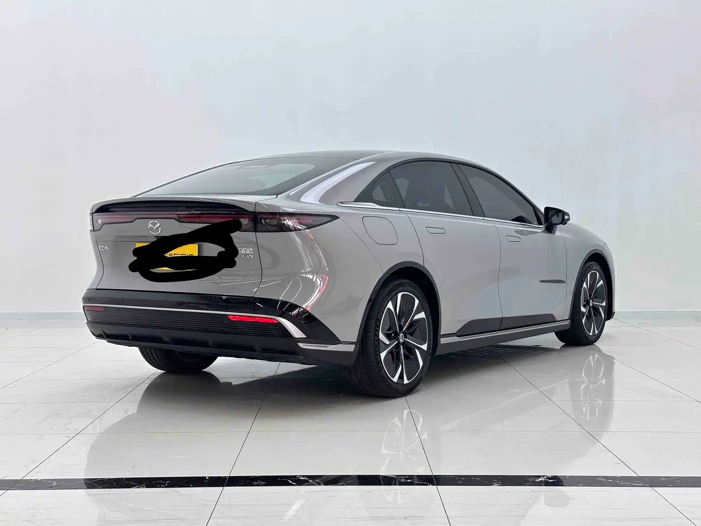 Mazda EZ-6 2024