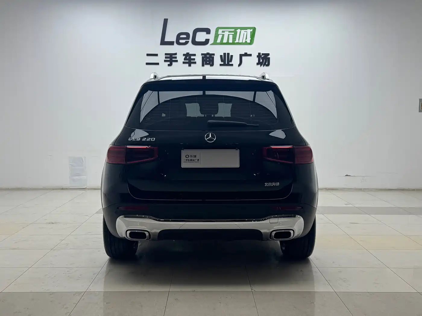 Mercedes-Benz GLB 2024