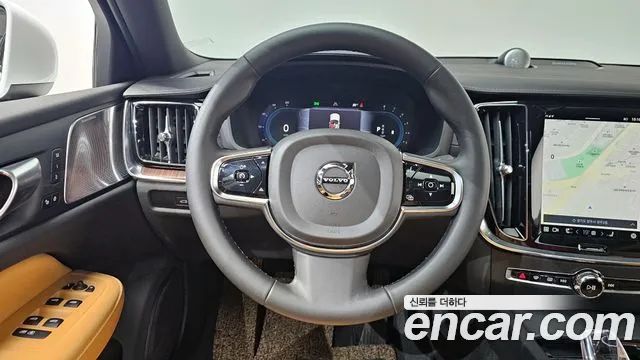 Volvo S60 2024