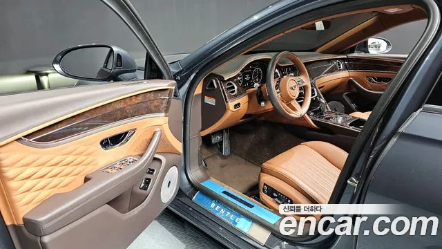 Bentley Flying Spur 2021