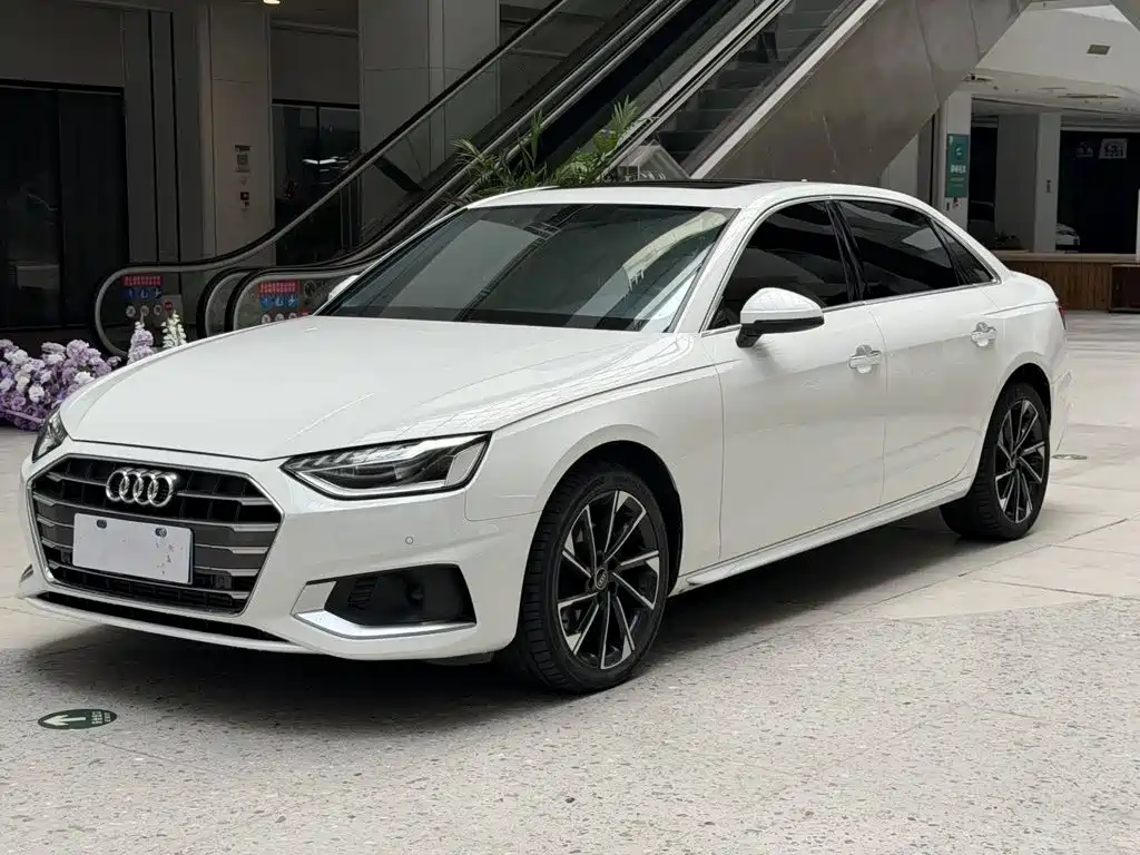 Audi A4 2022