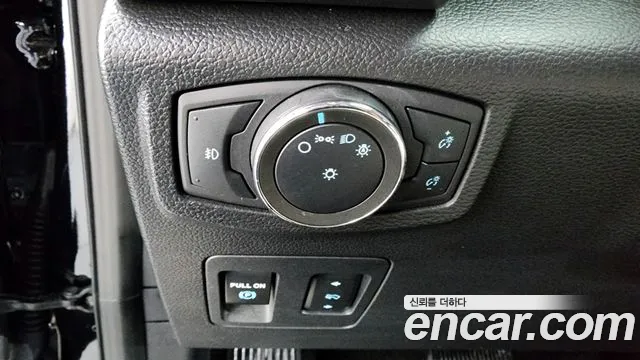 Ford Expedition 2021