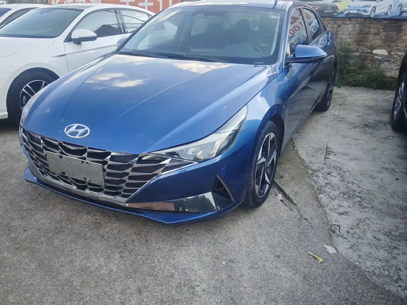 Hyundai Elantra 2022