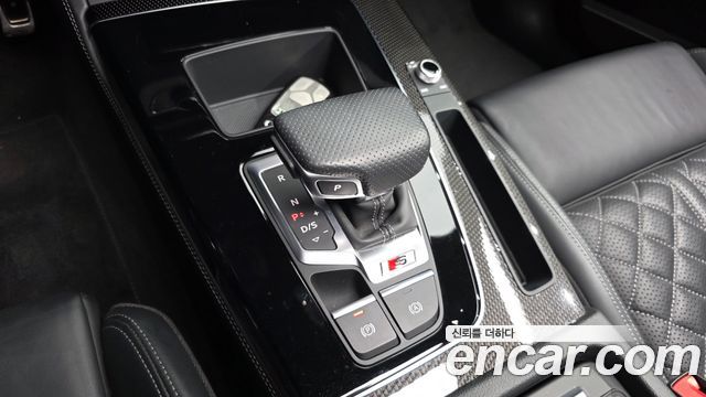 Audi SQ5 2021