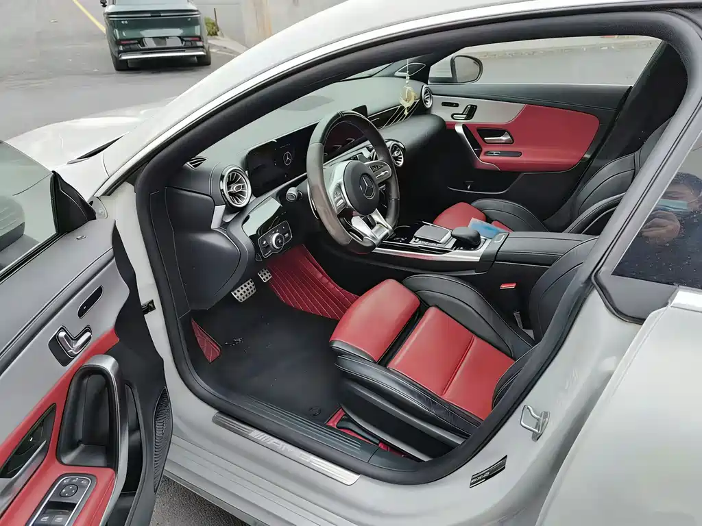 Mercedes-Benz CLA AMG 2020