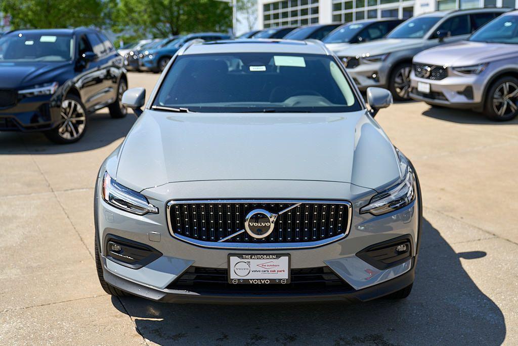 Volvo V60 Cross Country 2026