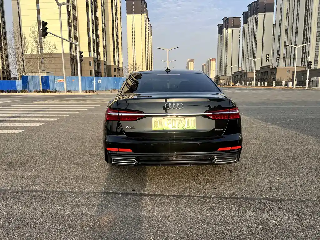 Audi e-tron 2021