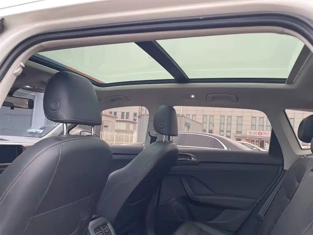 Volkswagen Tharu 2022