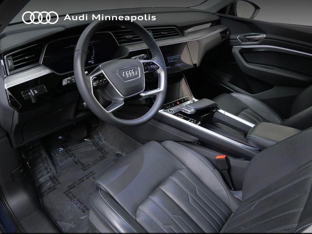 Audi Q8 e-tron 2024