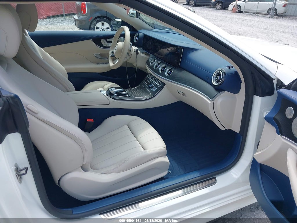 Mercedes-Benz E-Класс 2023
