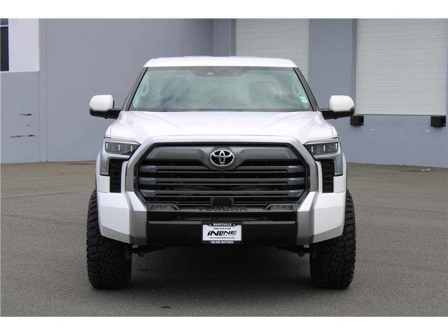 Toyota Tundra 2024