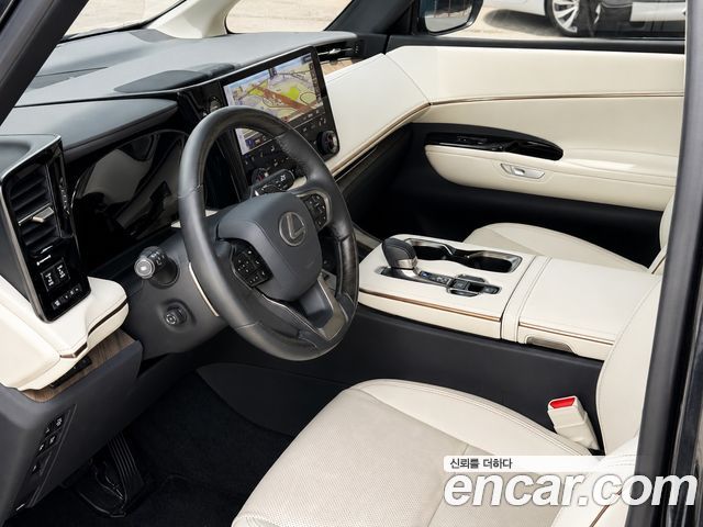 Lexus LM 2024