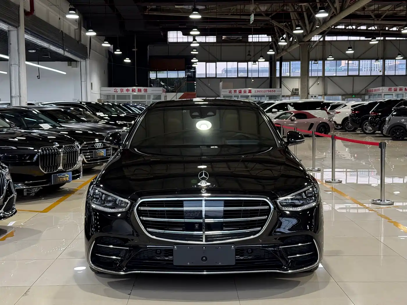 Mercedes-Benz S-Класс 2025