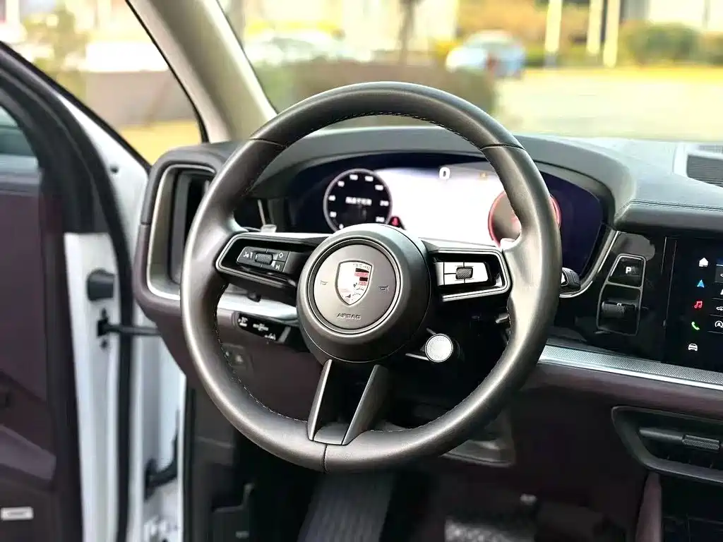 Porsche Cayenne 2024