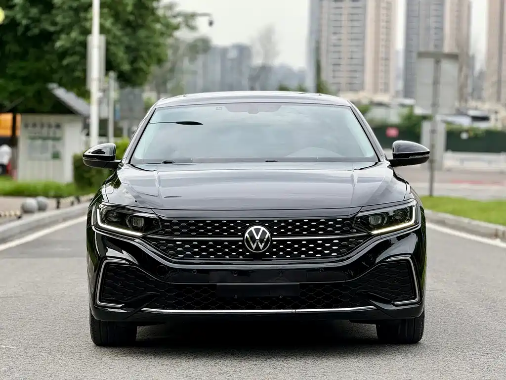 Volkswagen Passat 2022