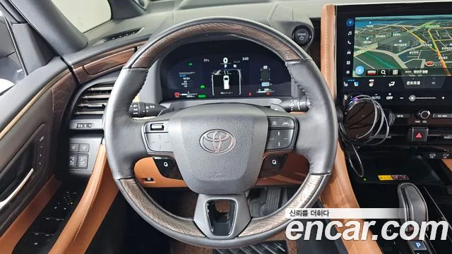 Toyota Alphard 2025
