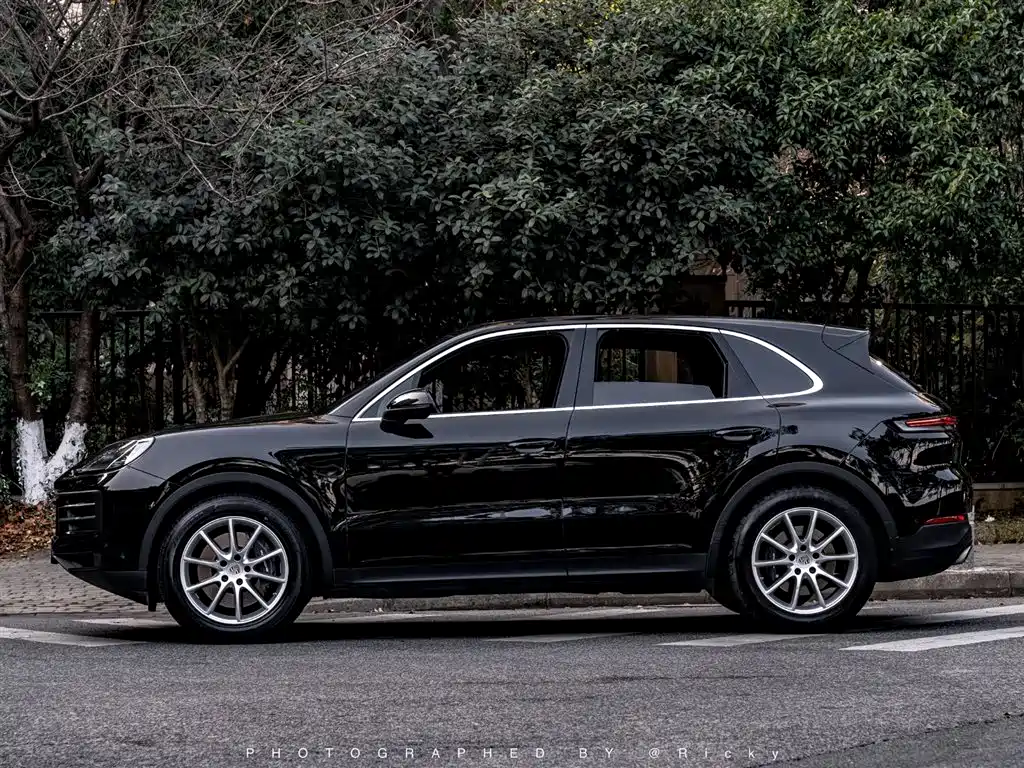 Porsche Cayenne 2024