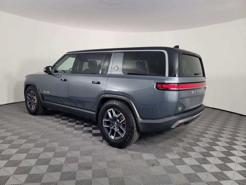 Rivian R1S 2023