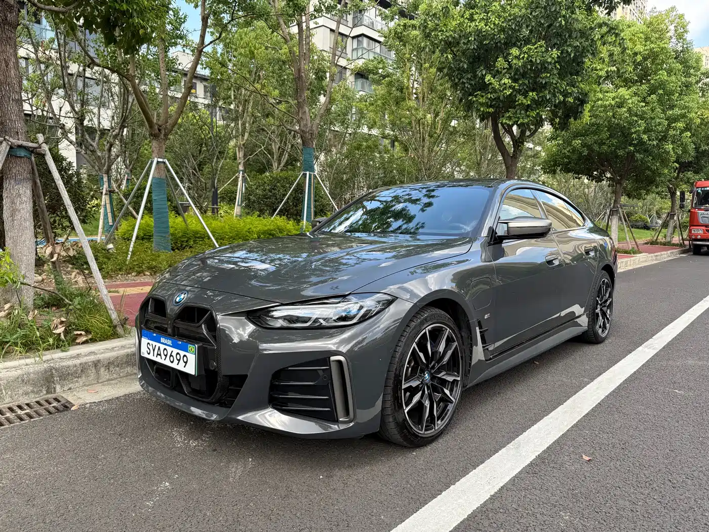 BMW i4 2025