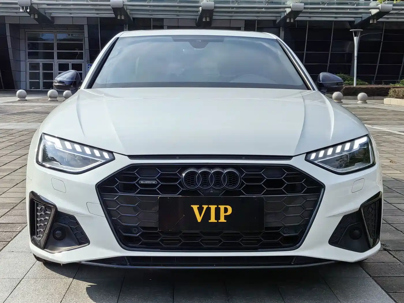 Audi A4 2023