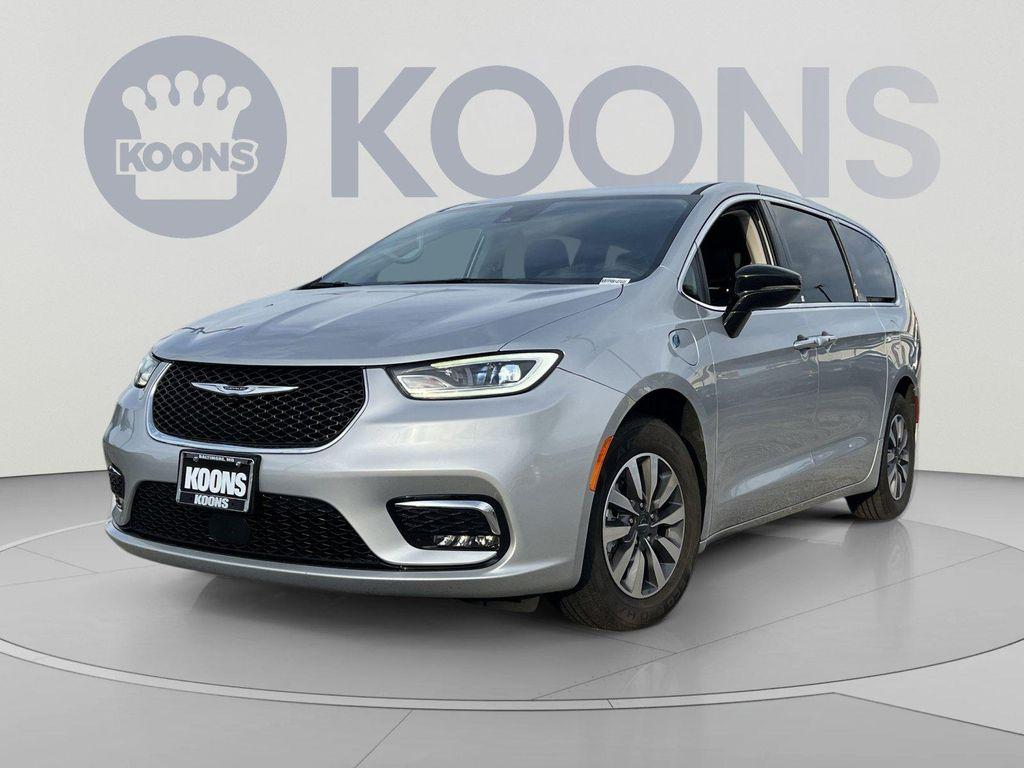 Chrysler Pacifica 2024
