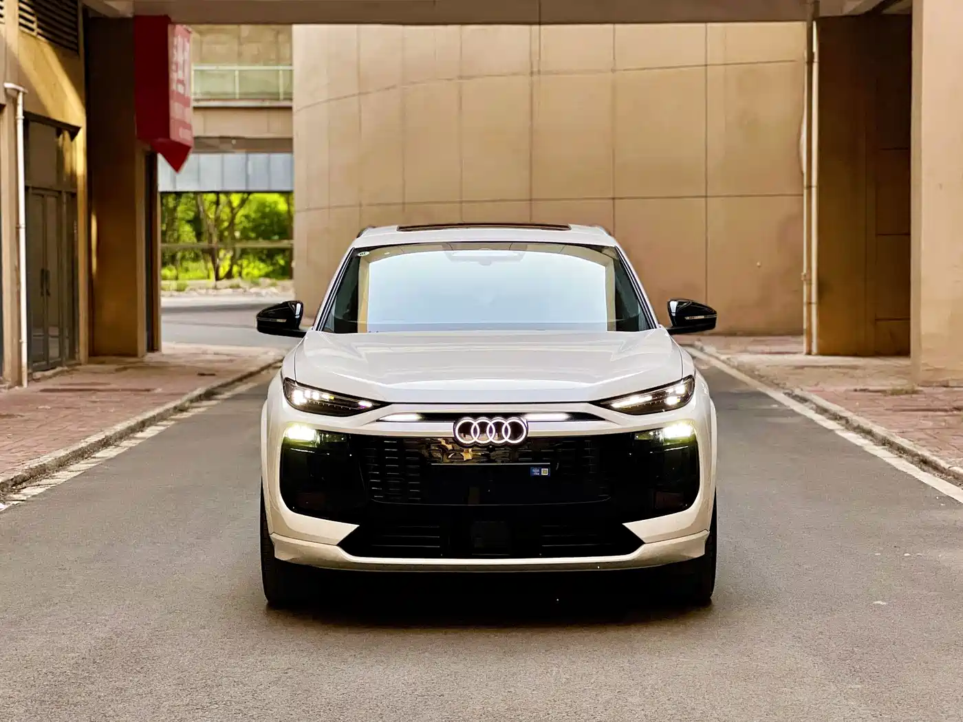 Audi e-tron 2025
