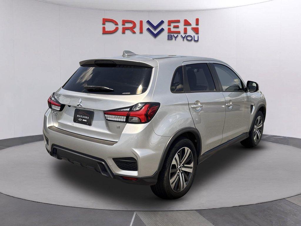 Mitsubishi Outlander Sport 2021