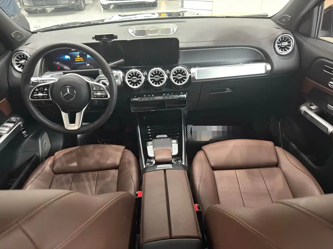 Mercedes-Benz GLB 2023