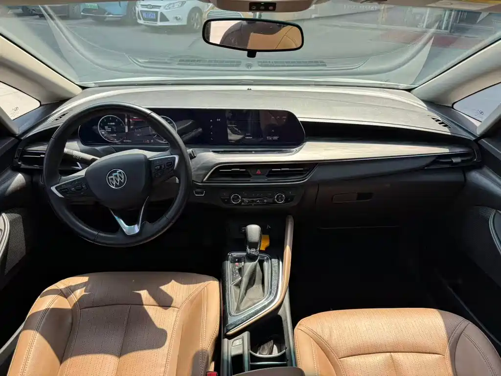Buick GL6 2023
