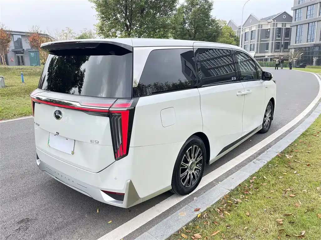 GAC Trumpchi E9 2023