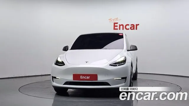 Tesla Model Y 2022