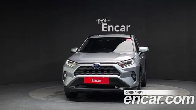 Toyota RAV4 2021