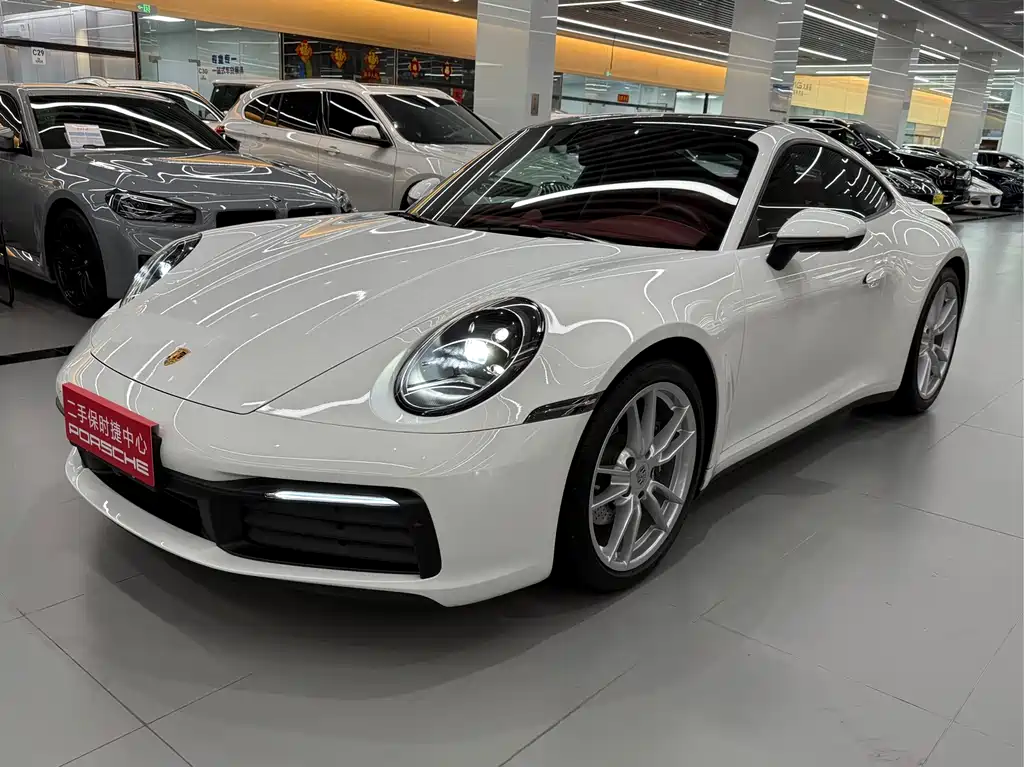 Porsche 911 2021