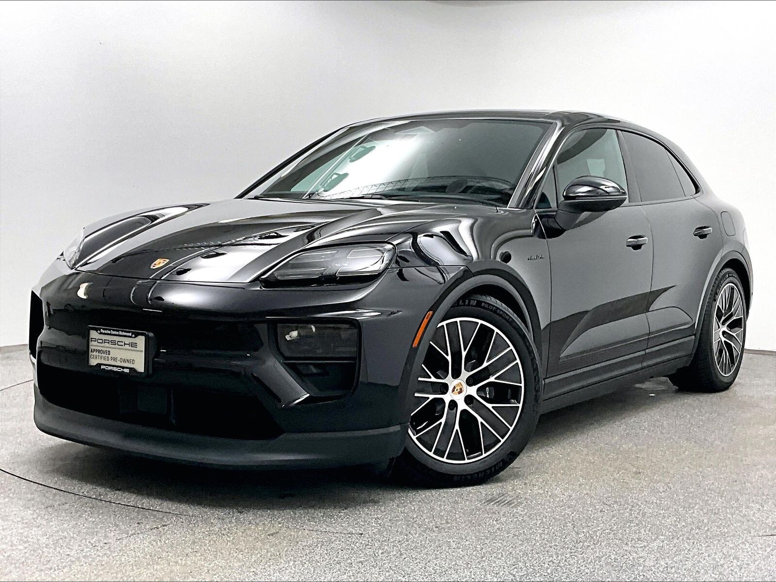 Porsche Macan 2025