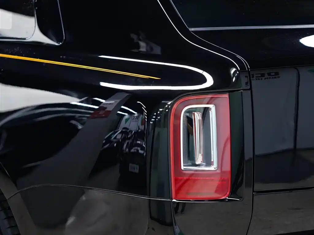 Rolls-Royce Cullinan 2023
