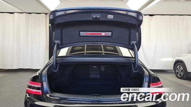 Genesis G80 2021