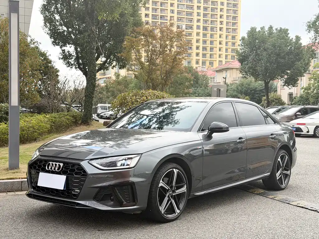 Audi A4 2024