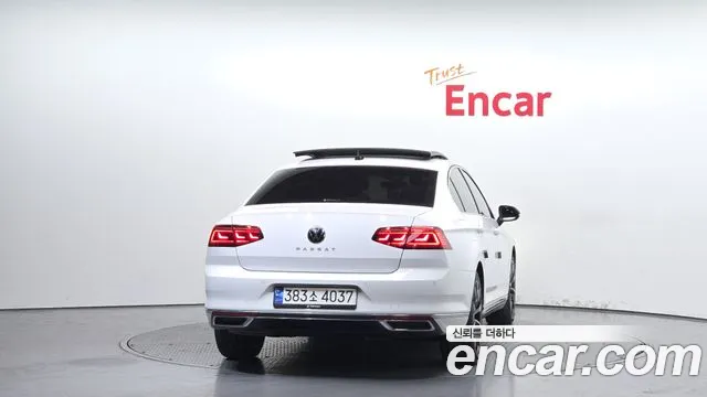 Volkswagen Passat 2021