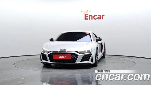 Audi R8 2021