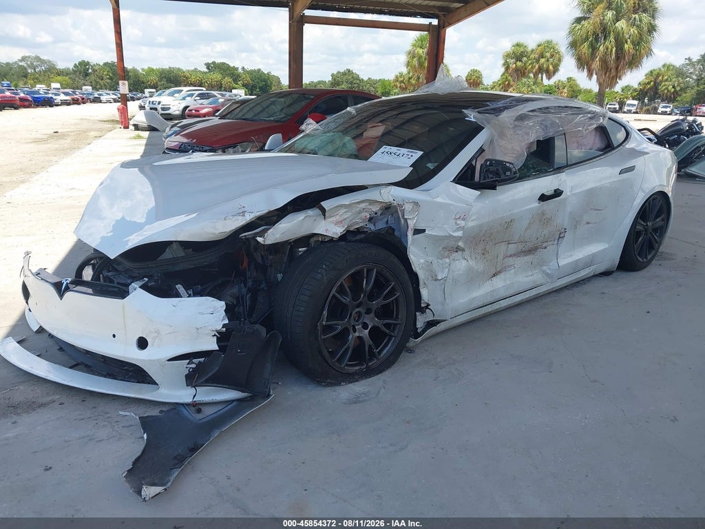 Tesla Model S 2021