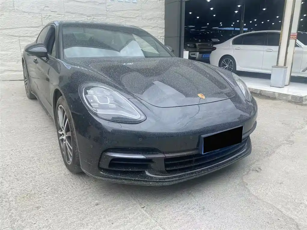 Porsche Panamera 2020
