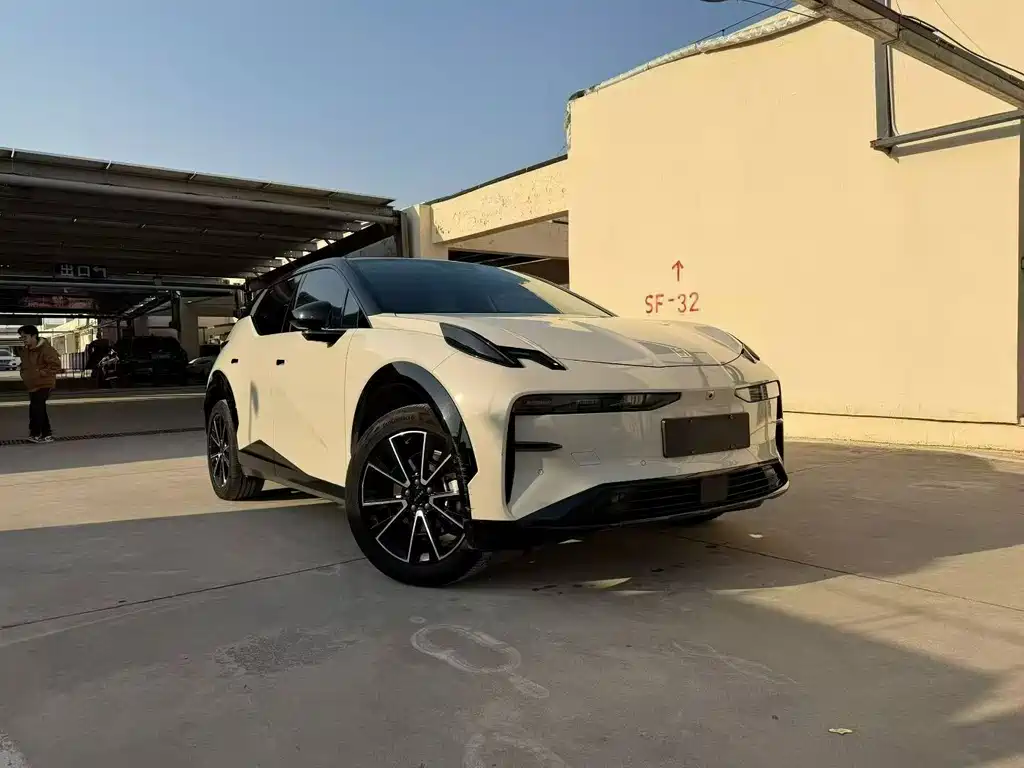 Zeekr X 2023