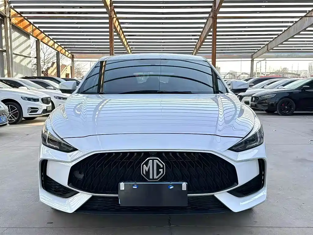 MG MG5 2021