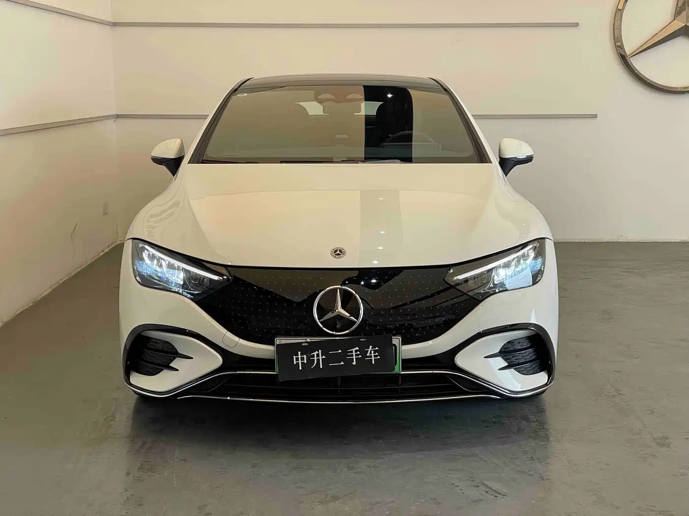 Mercedes-Benz EQE 2025