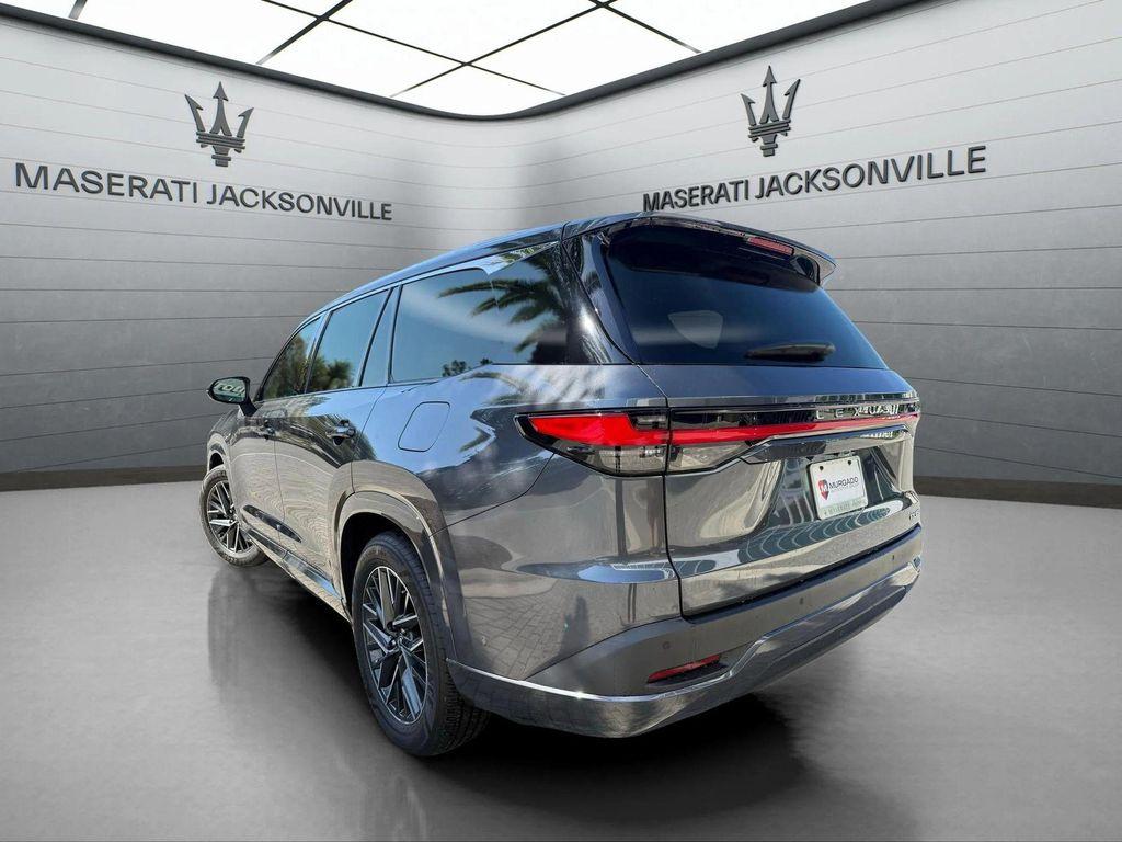 Lexus TX 2025