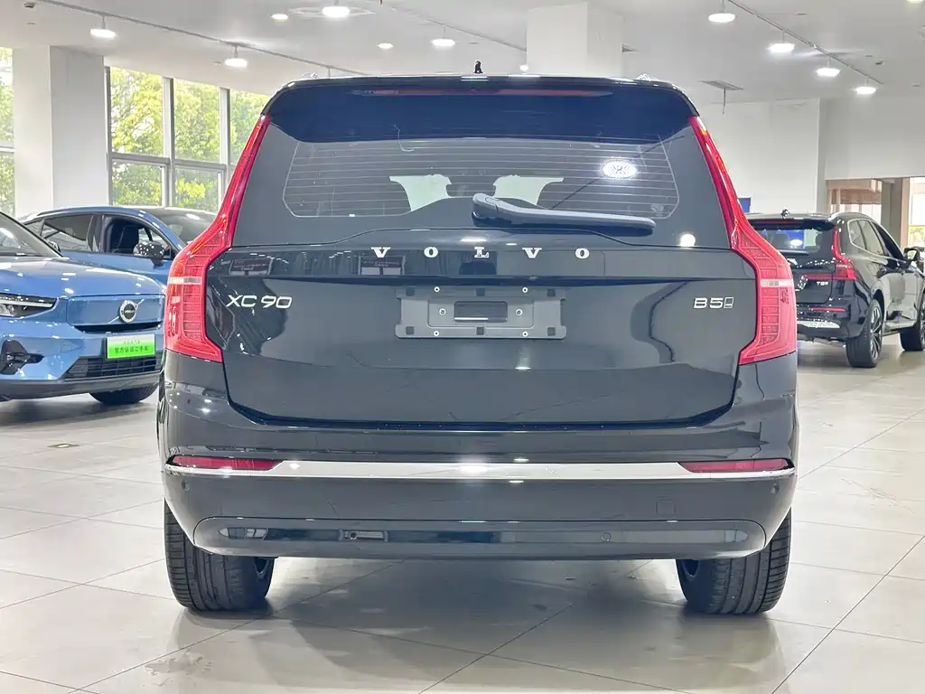 Volvo XC90 2023