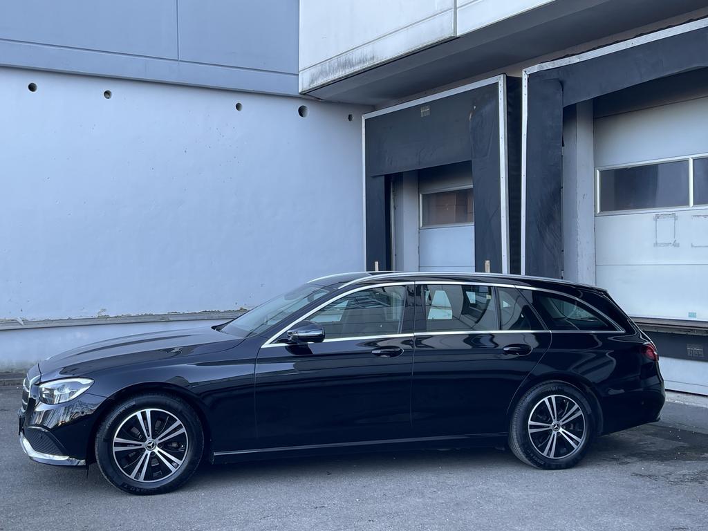 Mercedes-Benz E 220 2022